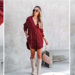 VICI (NWT) Kennedy Cotton Pocketed Button Down Tunic- Wine